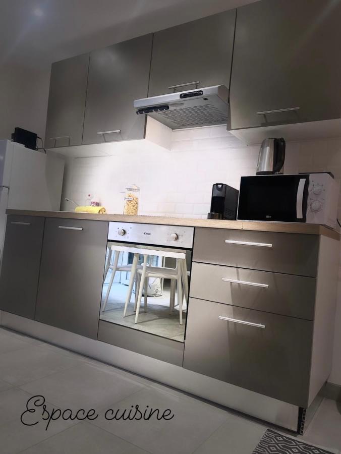 Studio La Reine Blanche - 4Pers - Rdc Apartment Bourges Luaran gambar